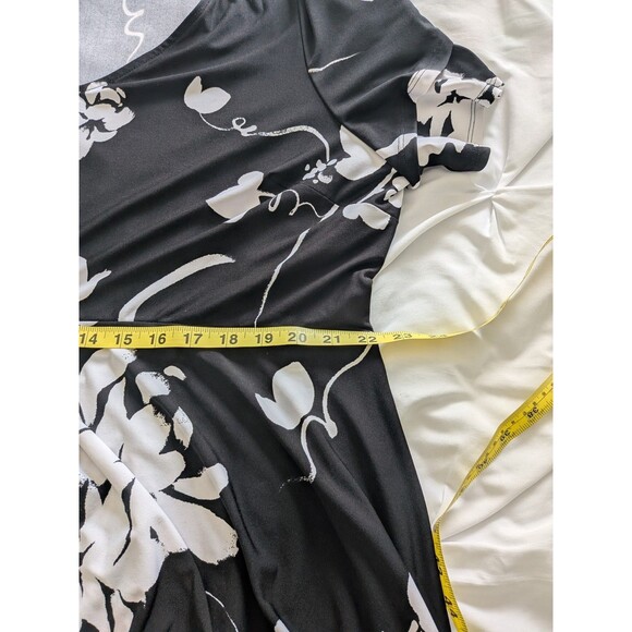 Lane Bryant Dress Women's 22/24 Black White Floral Flutter Sleeve A-Line Stretch - Picture 10 of 13
